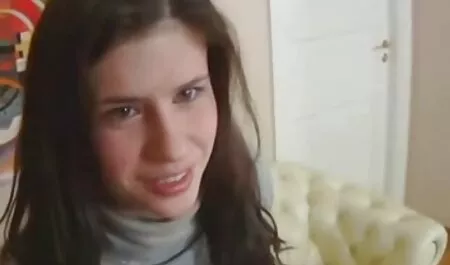 زن و شوهر جذاب سکس زیبایی را در خانه نشان می دهند فیلمسکسیجنیفرلوپز