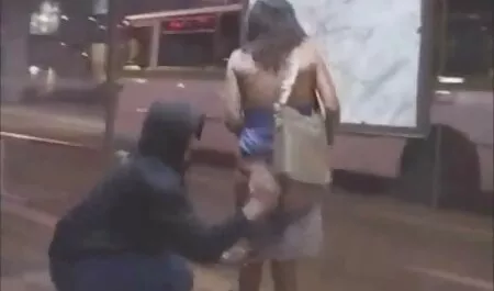 پوره کرک شده استخوانهایش را لرزاند و به لشکری ​​جوان فروتن دانلود فیلم سوپر سکسی رایگان پرید