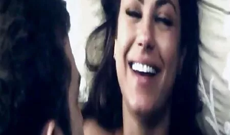 معلم به عنوان عضو سیگار کشیدن به دانش آموز یاد دانلود کلیپ سکسی سوپر می داد
