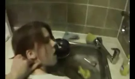 دوست پسر قبل از رابطه جنسی گرم دانلود سکس و سوپر ، خودارضایی را به سمت عوضی خود می کند