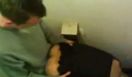 یک دانلود فیلم سوپر شهوتی جفت از دانش آموزان می خواستند کمی پس از شوهر در دفتر فریب خورده شوند