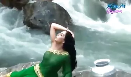 اسپرم ها را در دهانه های مختلف با یک لینک فیلم سوپر سکسی جوجه کوچک لعنتی به دهانش ریخت